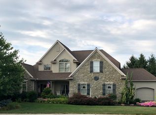 225 Willow Rdg, New Holland, PA 17557