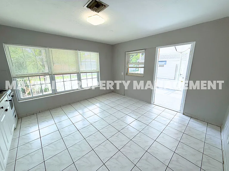 1816 Taft St #8 — Photo 3