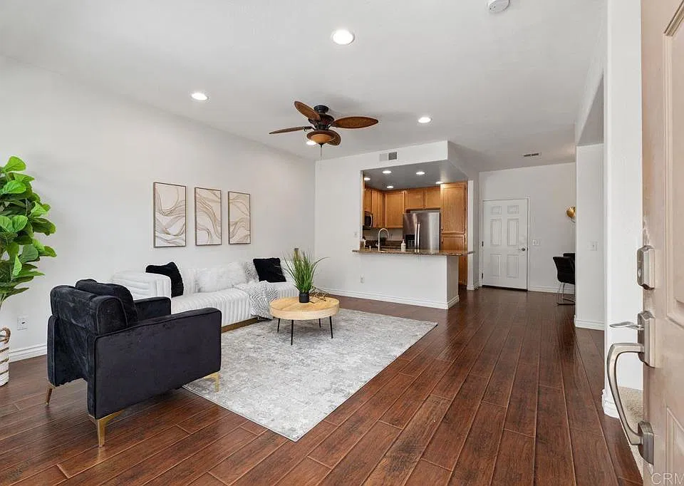 4030 Craven Rd #26