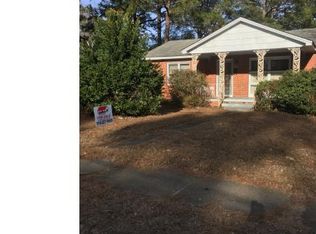 1604 Seabrook Rd, Fayetteville, NC 28301