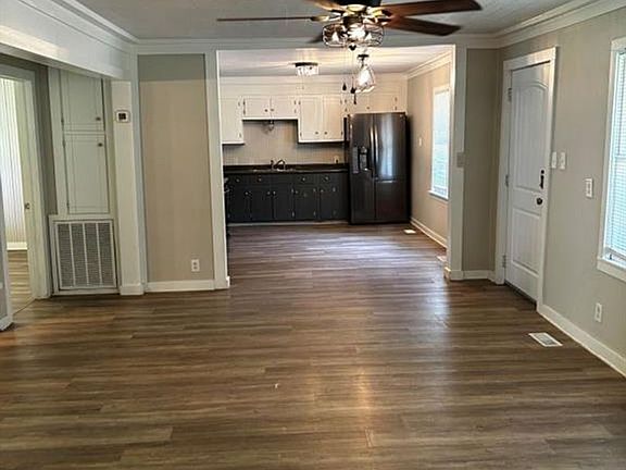 4th image of 2540 E 1st Ave #11174-264