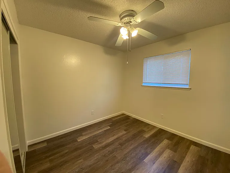 1165 Magnolia Ave — Photo 5