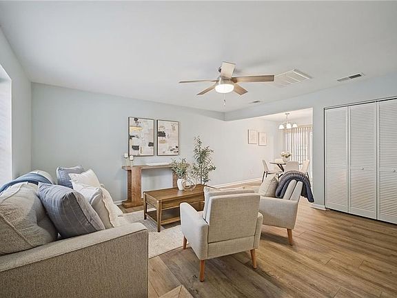 5th image of 1056 Still Harbor Cir
