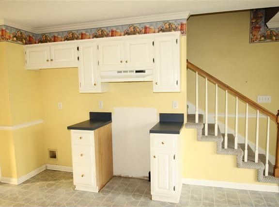 4th image of 100 Ledgeview Dr