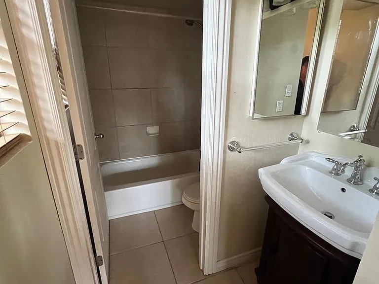 3200 Litzler Dr #10-240 — Photo 7