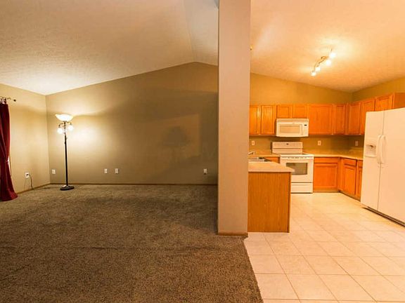 3rd image of 4541 Dungannon Dr