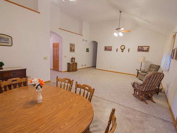 3rd image of 2007 Deerwood Ln