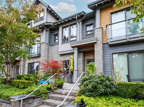 1708 55a St #103, Delta, BC V4M 0A9