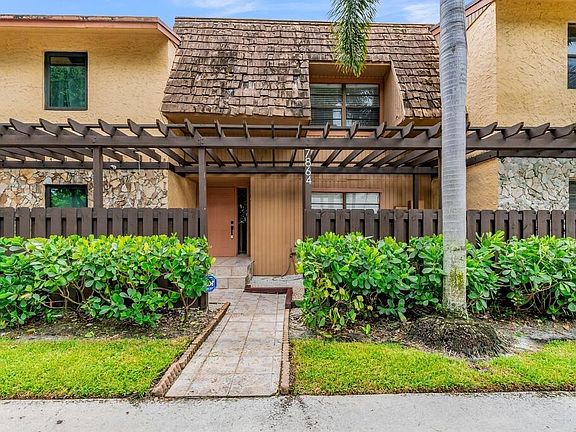 2nd image of 7864 NW 12TH Street