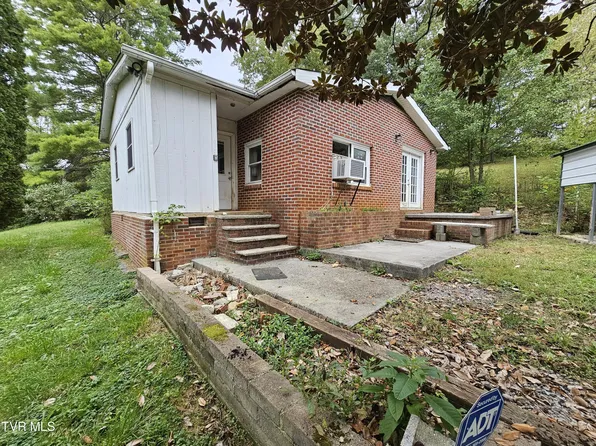 236 Old Watauga Rd, Elizabethton, TN 37643