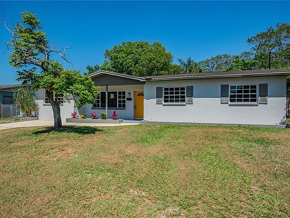 3rd image of 10207 N Valle Dr