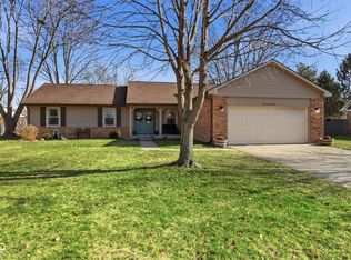 1127 Waterford Dr, Greenwood, IN 46142