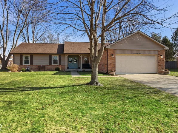 1127 Waterford Dr, Greenwood, IN 46142