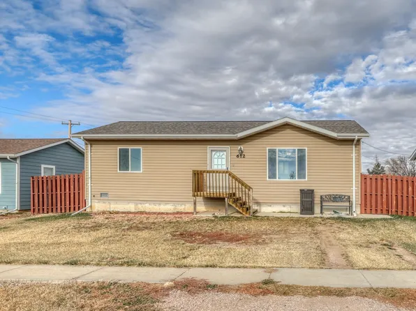 612 Mall Dr, Rapid City, SD 57701