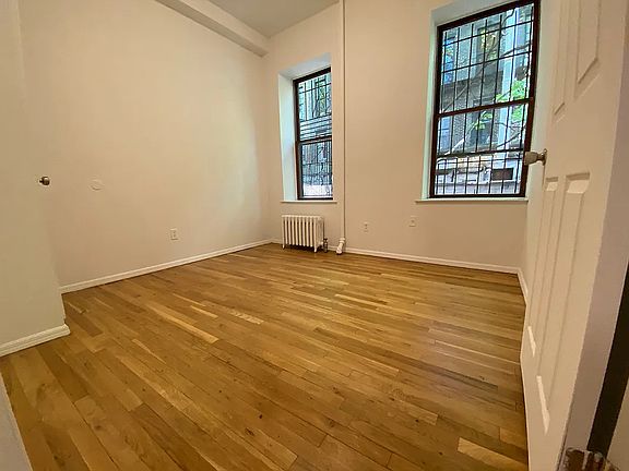 4th image of 32 Leroy St APT 2