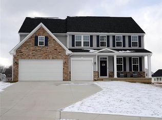 2824 Superior Dr, Uniontown, OH 44685