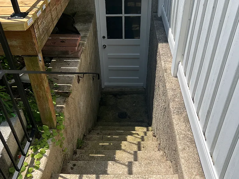 Basement way out door entrance