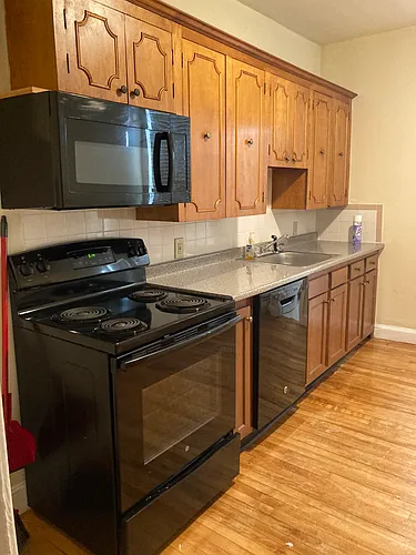 135 Merriam Ave #3 Photo 1