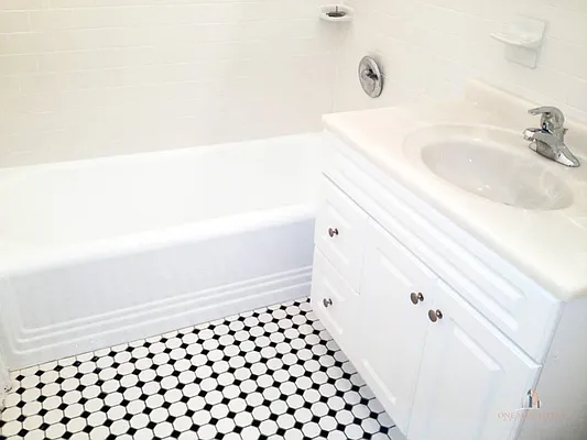 Rented by ONE Manhattan Real Estate | media 4
