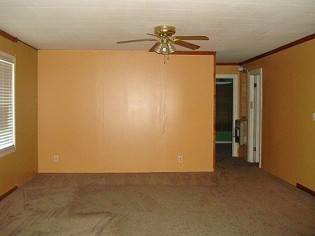 3rd image of 79 Skyline Dr