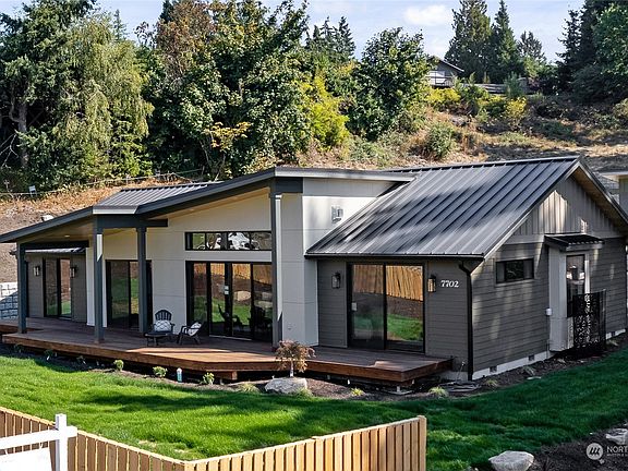 2nd image of 7702 6th Avenue