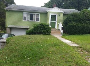 16 Plant St, New London, CT 06320