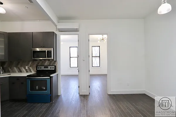 Rented by Hagstrom Management Inc | media 8