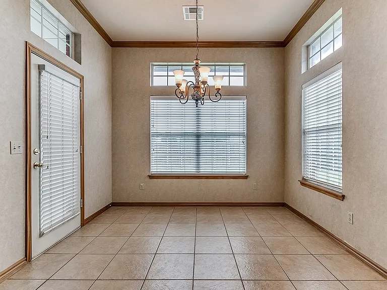 4008 Morningstar Dr — Photo 23