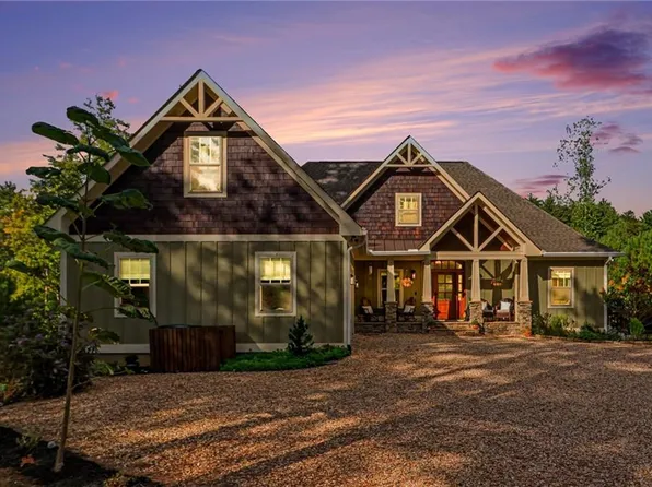 161 Hill Pl, Blairsville, GA 30512