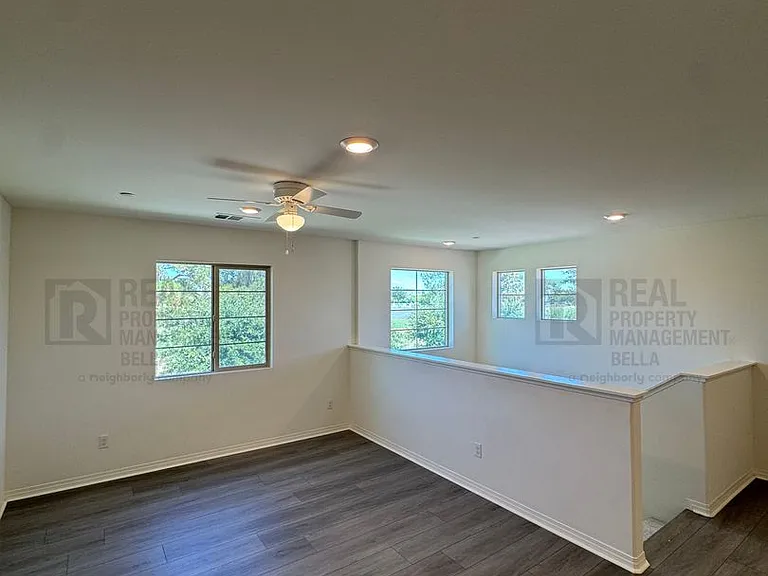 29261 Humboldt Ct — Photo 28