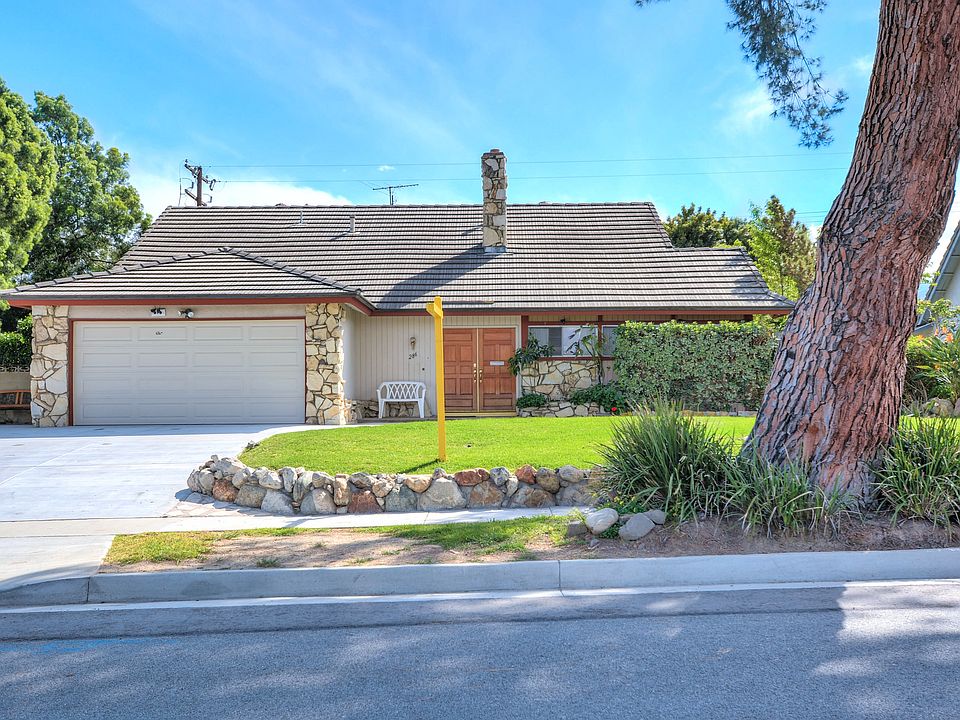 1st image of 286 Coronado Dr