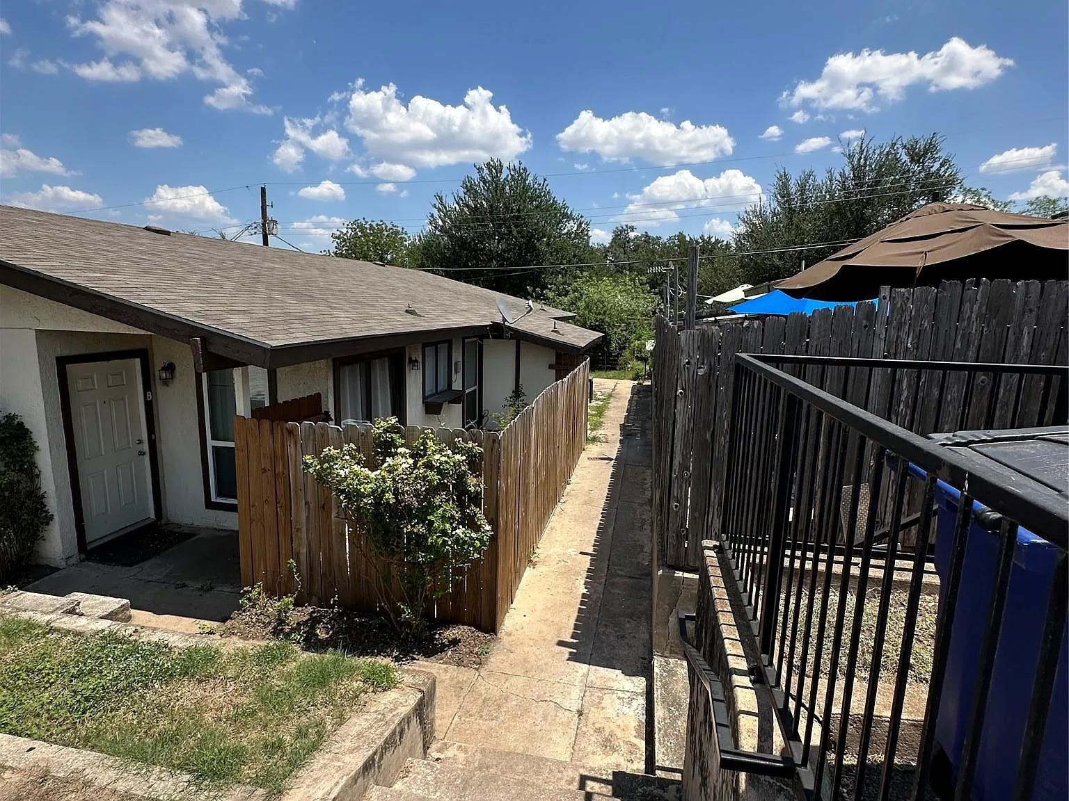 1 bed, 1.0 bath, 578 sqft, $995 — Photo 2
