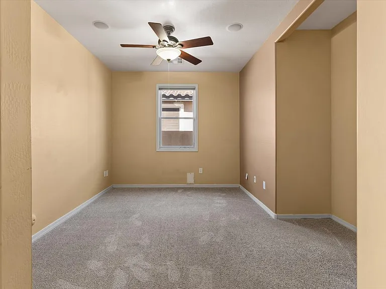 2435 E Desert Broom Pl — Photo 25