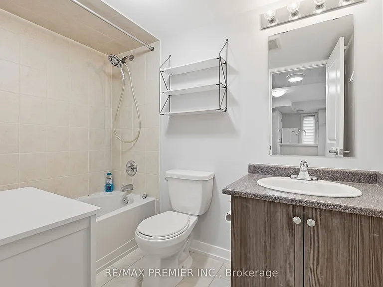 2315 Sheppard Ave W #44 — Photo 11