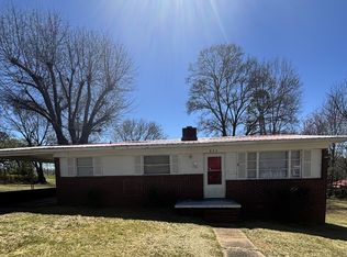 832 Carver St, Shelby, NC 28152
