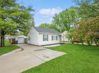 932 E McKinley Ave, Des Moines, IA 50315