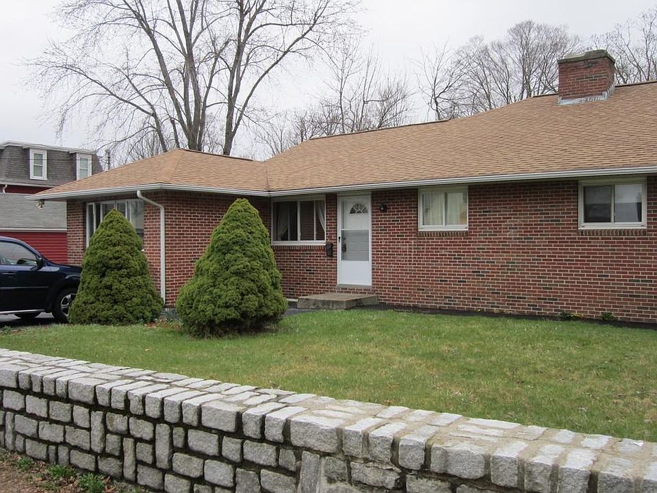 1st image of 66 Elm St #66