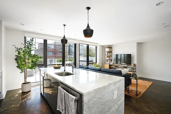 Rented by Compass | media 13