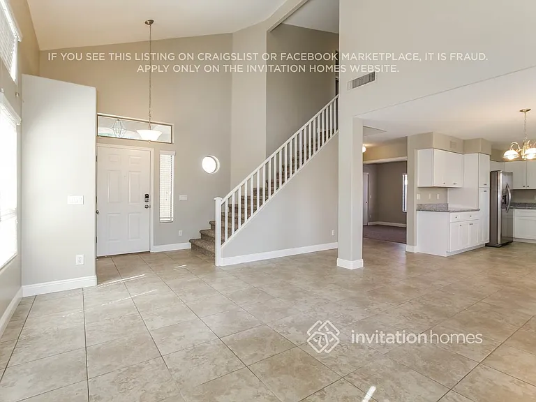 16845 W Windermere Way — Photo 2