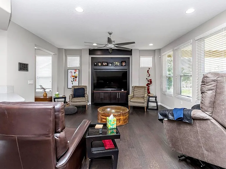 5423 NW 35th Lane Rd — Photo 6