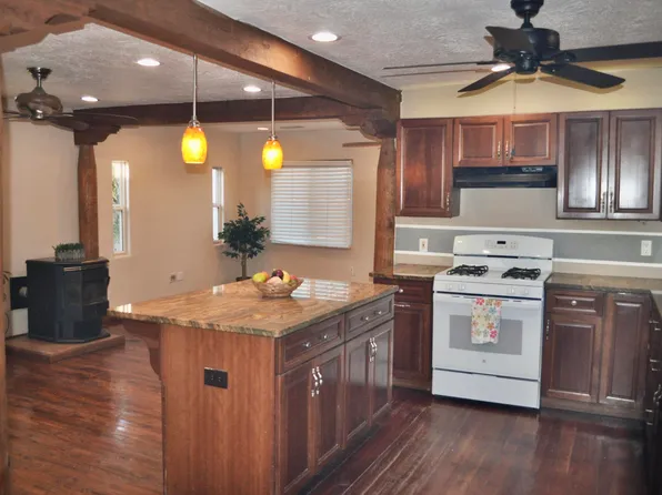 508 Aztec Rd NW, Albuquerque, NM 87107