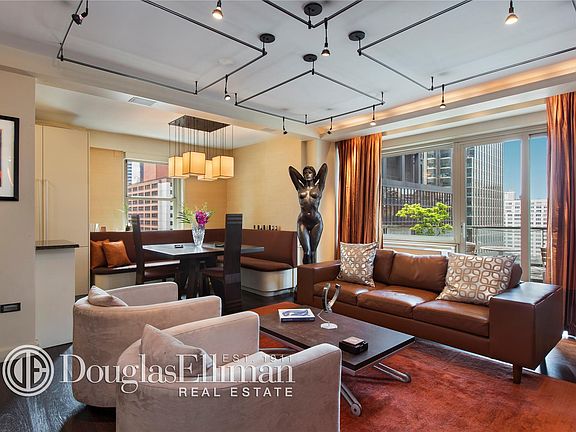 3rd image of 159 W 53rd St APT 14E