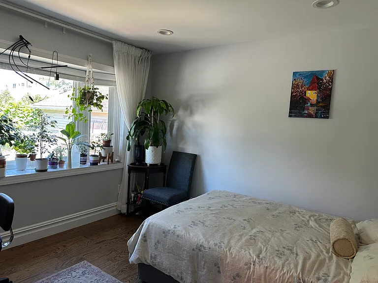 27 Cottage Pl #1 — Photo 12
