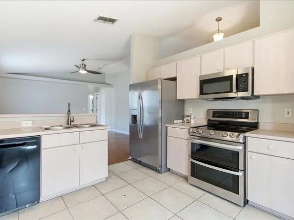 1537 Ridge Pointe Dr, Orlando, FL 32808