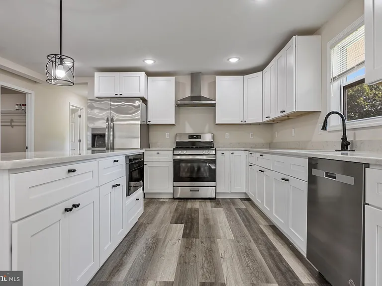 55 Shawnee Ave — Photo 11