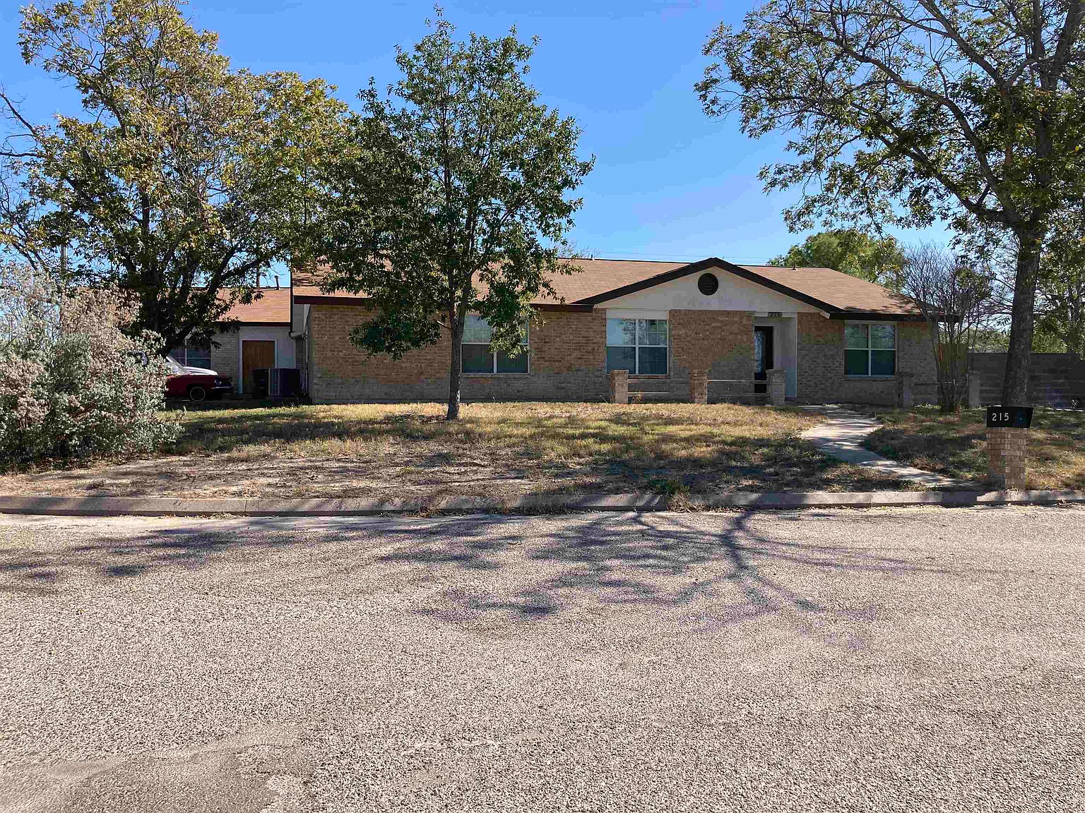 215 Meandering Way, Del Rio, TX 78840 Zillow