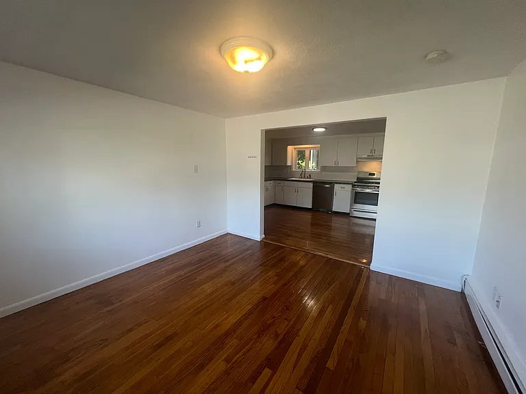 64 Halstead St #1 — Photo 3