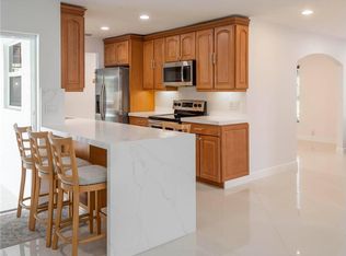 2289 Windsor Rd, Palm Beach Gardens, FL 33410