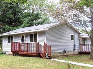 13385 Lincoln Lake Ave, Gowen, MI