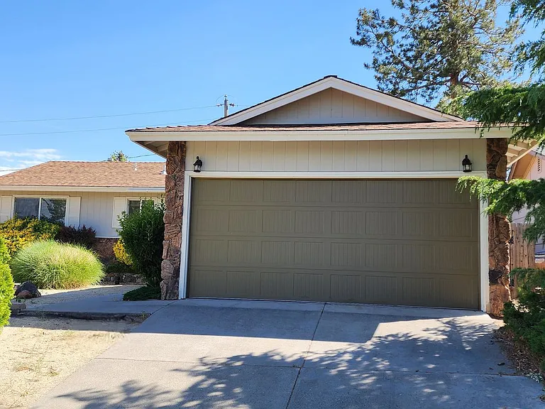 2580 Valmar Pl — Photo 2